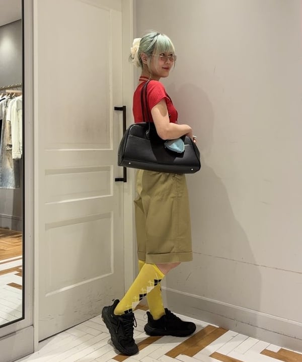 はっとりさんの「BEAMS WOMEN｜ネックリボン ボートネック Tシャツ」を使ったコーディネート