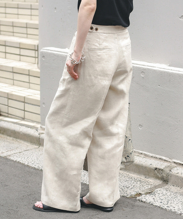 隈元 楓さんの「BEAMS WOMEN｜AK+1 / 天竺 Tシャツ」を使ったコーディネート