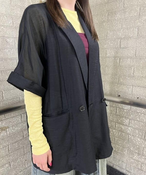 ヒスイさんの「BEAMS WOMEN｜リンクル ドルマン 2ボタン ダブル ジャケット」を使ったコーディネート
