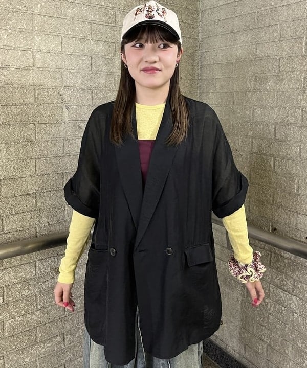 ヒスイさんの「BEAMS WOMEN｜リンクル ドルマン 2ボタン ダブル ジャケット」を使ったコーディネート