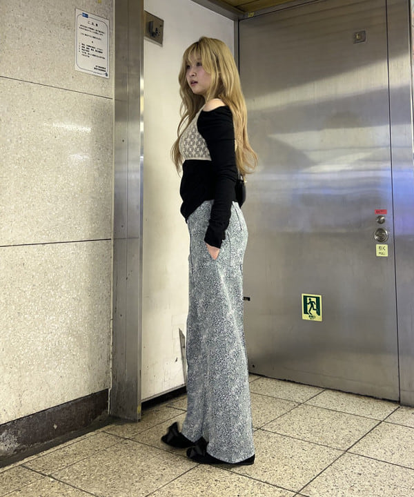 桃羽さんの「BEAMS WOMEN｜SEPTEMBER MOON / リボン バレエシューズ」を使ったコーディネート