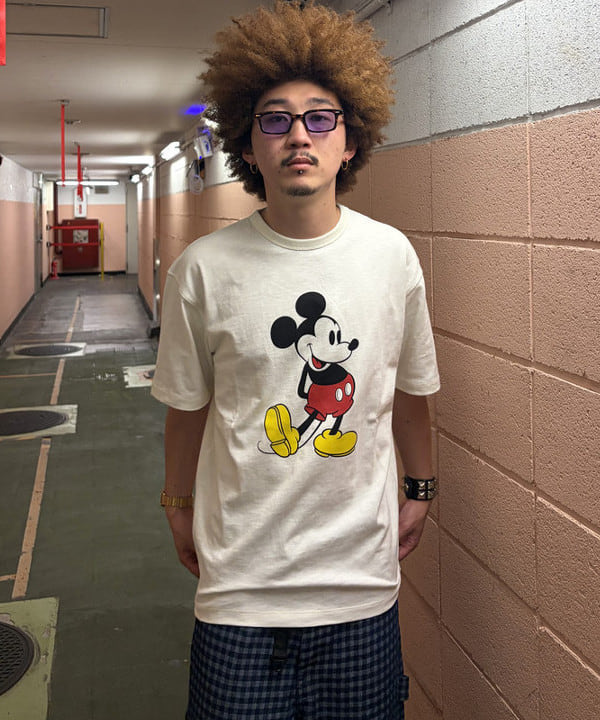 川端 大翔さんの「BEAMS WOMEN｜Chmp_MickeyT_SP」を使ったコーディネート