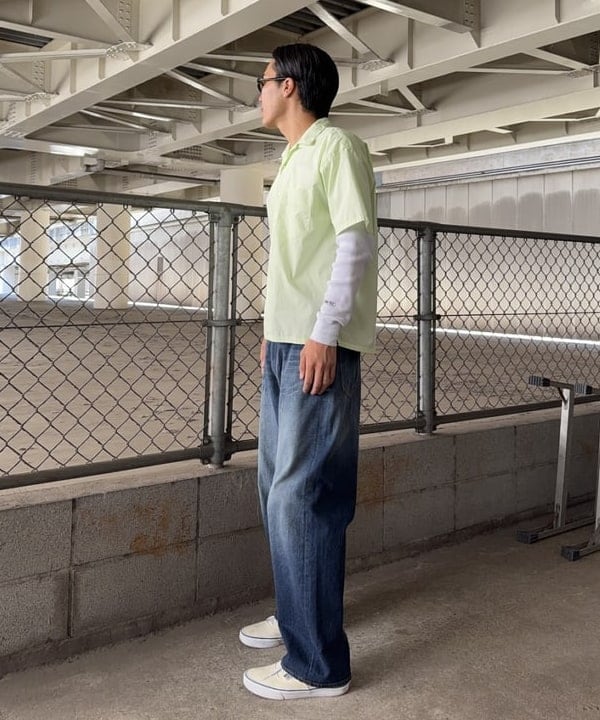 川崎 駿希さんの「BEAMS WOMEN｜ブロード オープンカラー シャツ【リラックスフィット】」を使ったコーディネート