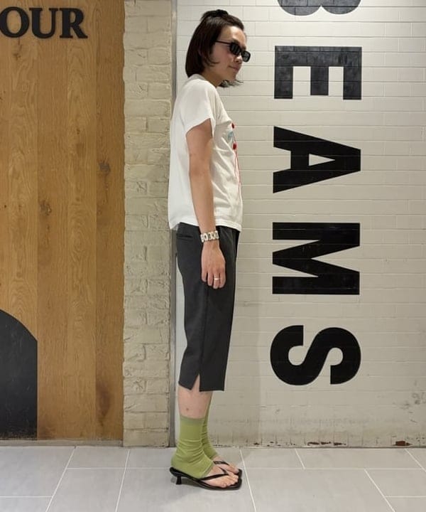 マツミヤさんの「BEAMS WOMEN｜ストレッチ カプリ パンツ」を使ったコーディネート