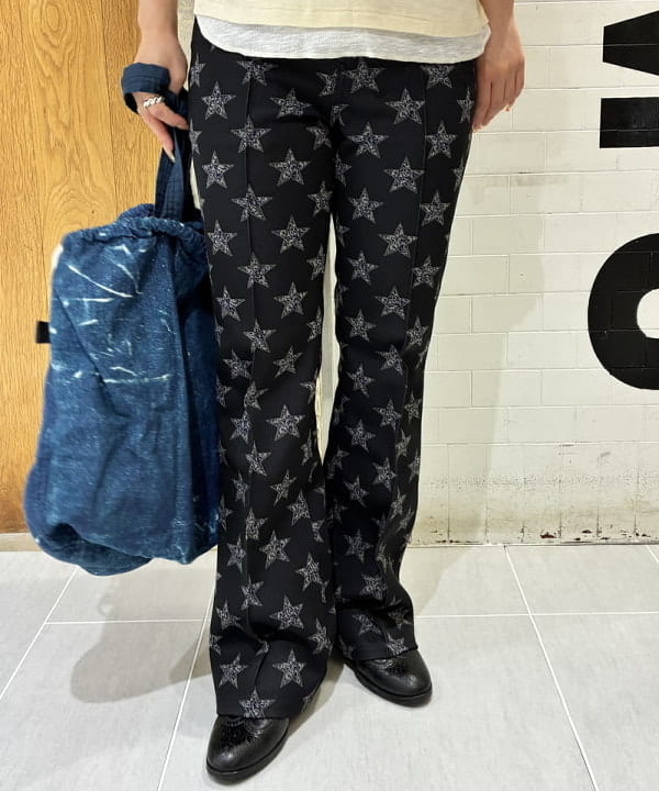 ando naoさんの「BEAMS WOMEN｜ベルギー リネン ショートスリーブ＜イージーケア＞」を使ったコーディネート