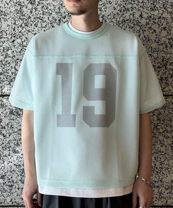 森田 倫太郎さんの「BEAMS WOMEN｜メッシュ プリント Tシャツ【ワイドショートフィット】」を使ったコーディネート