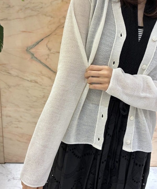 茂野 真楓さんの「BEAMS WOMEN｜ne Quittez pas / ボイル ドット ワンピース」を使ったコーディネート