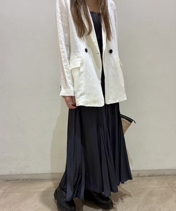 CHIHIROさんの「BEAMS WOMEN｜ダブルブレスト リネン ジャケット」を使ったコーディネート