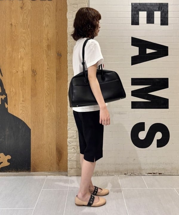 amaさんの「BEAMS WOMEN｜ストレッチ カプリ パンツ」を使ったコーディネート