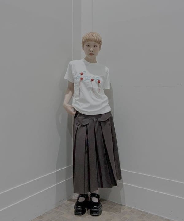 あさひさんの「BEAMS WOMEN｜ボックス プリーツ ミディ スカート」を使ったコーディネート