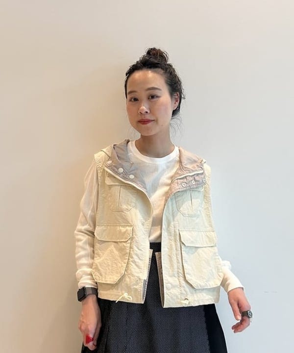 清水 彩乃さんの「BEAMS WOMEN｜【別注】G.H.Bass / BLACK BIT ローファー」を使ったコーディネート