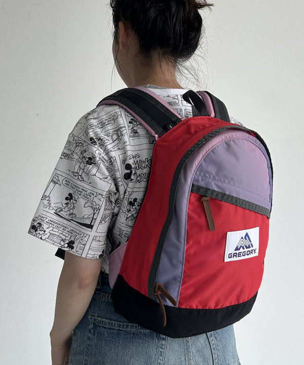 清水 彩乃さんの「BEAMS WOMEN｜【別注】Champion / ミッキーマウス＆ミニーマウス / Tシャツ」を使ったコーディネート