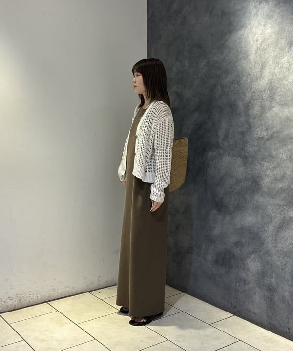 菜月さんの「BEAMS WOMEN｜コットン 16ゲージ ノースリーブ ワンピース」を使ったコーディネート