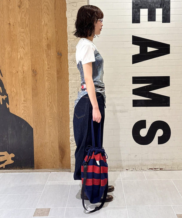 amaさんの「BEAMS WOMEN｜【別注】N,P,E / ボーダー カットソー ペイシェントバッグ L」を使ったコーディネート