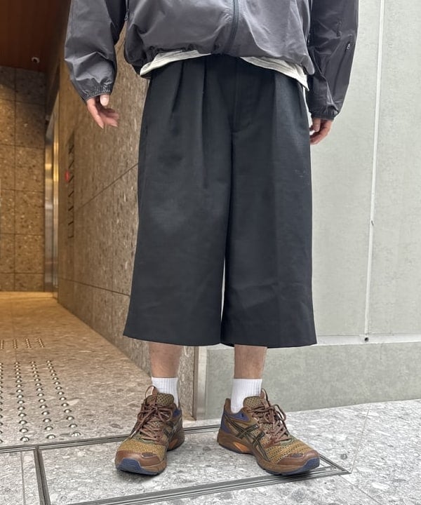 Yutoさんの「BEAMS WOMEN｜【ワイドストレートフィット】ショート スラックス」を使ったコーディネート