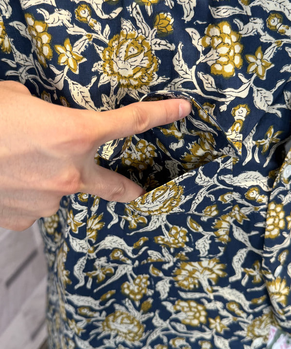 Lazzyさんの「Open Collar Block Print ①」を使ったコーディネート