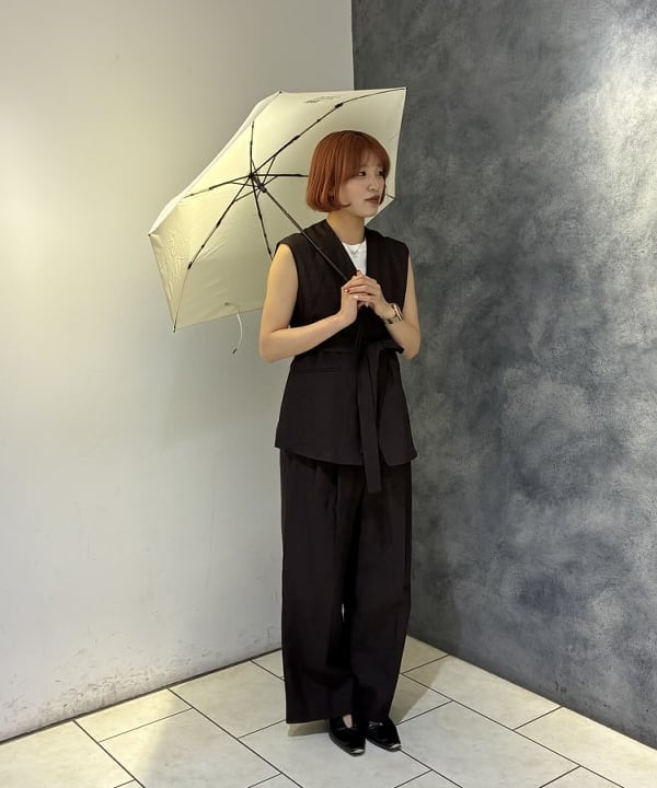中田 優紀子さんの「BEAMS WOMEN｜リネン ラップ ジレ ブラウス .M」を使ったコーディネート