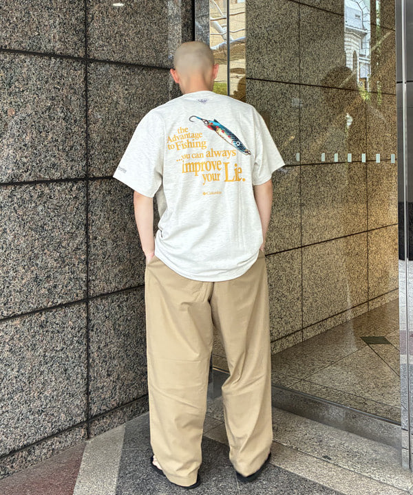 森田 倫太郎さんの「BEAMS WOMEN｜【別注】Columbia / PFG 総柄シャツ」を使ったコーディネート