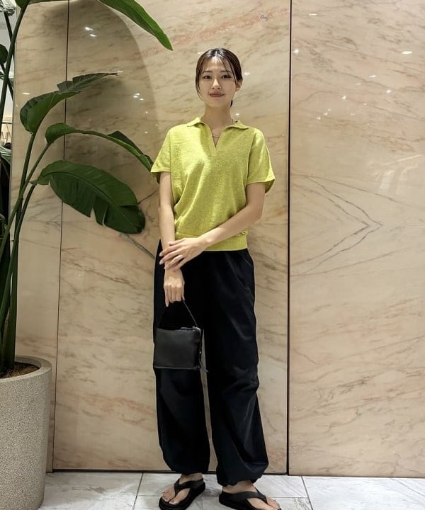 茂野 真楓さんの「BEAMS WOMEN｜SLOANE / 10ゲージ スキッパー ハーフスリーブ ニット」を使ったコーディネート