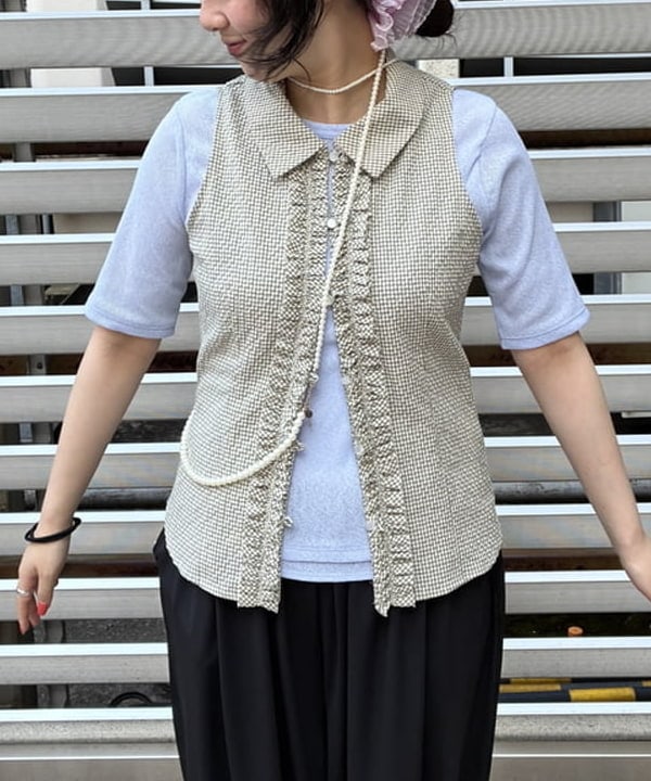 晶さんの「BEAMS WOMEN｜バックスリット カーブ ヘムTシャツ」を使ったコーディネート