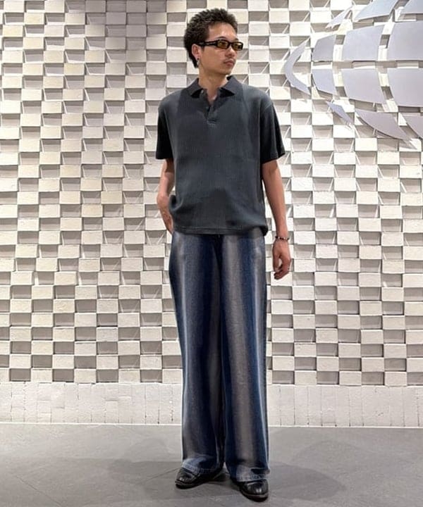 三宅 雄平さんの「BEAMS WOMEN｜ショート リブ ポロシャツ【ワイドショートフィット】」を使ったコーディネート