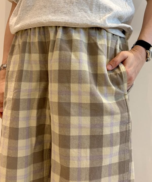 木村 梨香さんの「BEAMS WOMEN｜リネン ソリッド ショートスリーブ ＜イージーケア＞」を使ったコーディネート