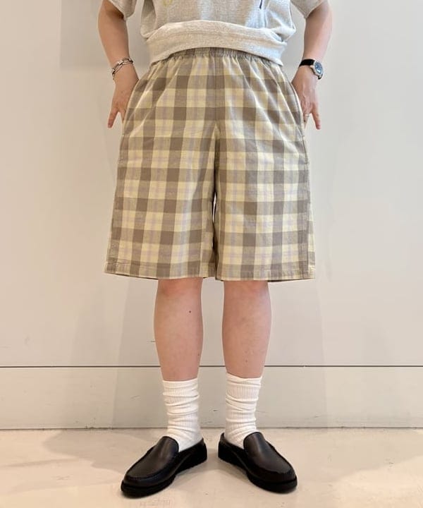 木村 梨香さんの「BEAMS WOMEN｜リネン ソリッド ショートスリーブ ＜イージーケア＞」を使ったコーディネート