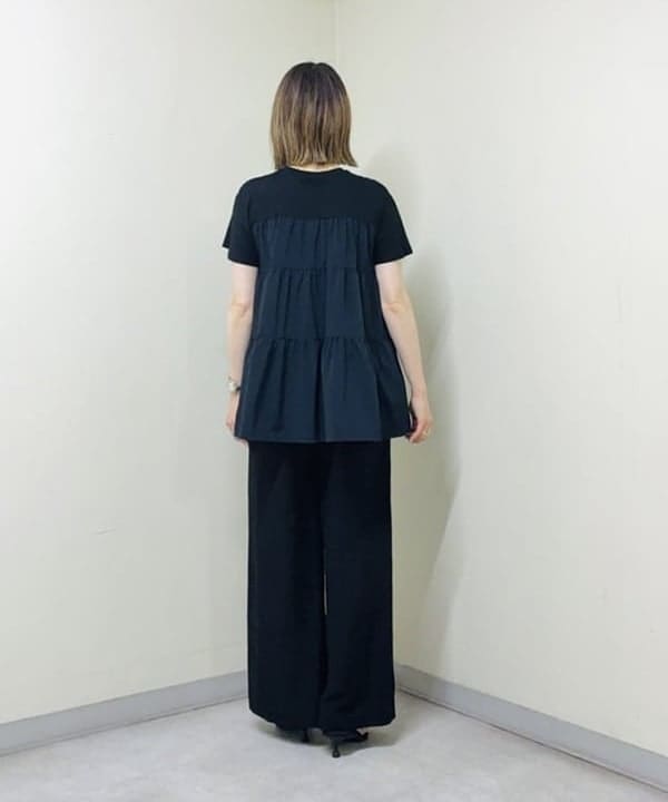 岩沢 珠代さんの「BEAMS WOMEN｜【UVカット】コンビ ティアード プルオーバー」を使ったコーディネート