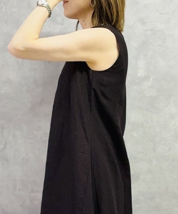 岩沢 珠代さんの「BEAMS WOMEN｜シンプル リネン 2WAY ドレス .M」を使ったコーディネート