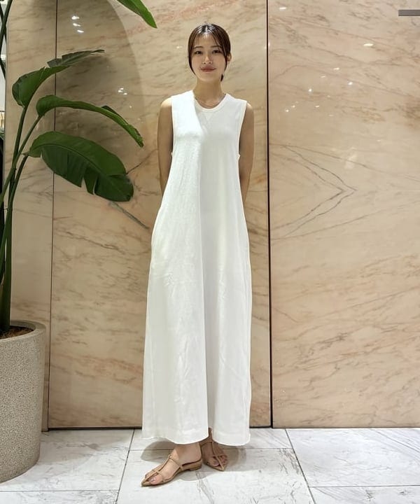 茂野 真楓さんの「BEAMS WOMEN｜3ゲージ コットン メッシュ カーディガン」を使ったコーディネート