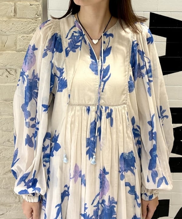 ヒライさんの「BEAMS WOMEN｜LAOCOONTE / LERIDA SOFIA トング サンダル」を使ったコーディネート