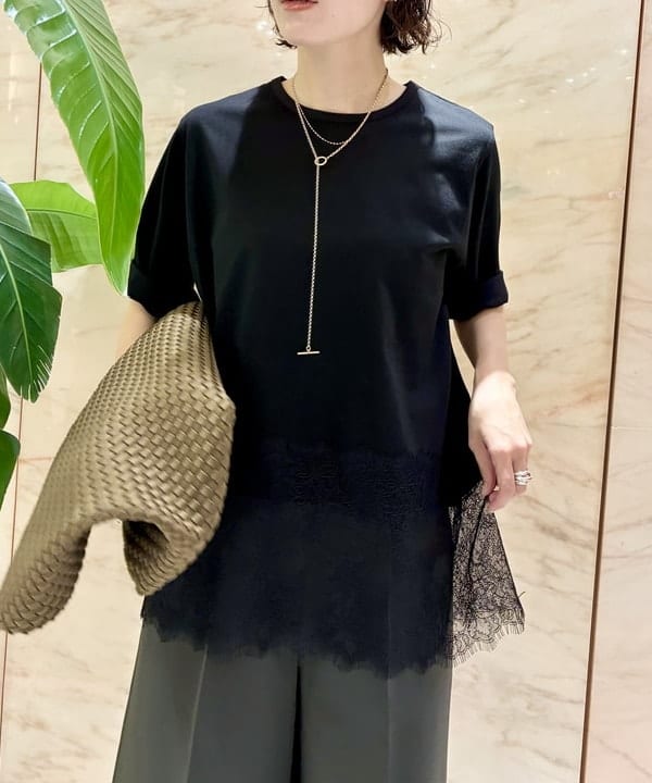 AONO SHIKAMAさんの「BEAMS WOMEN｜レース 切り替え Tシャツ」を使ったコーディネート