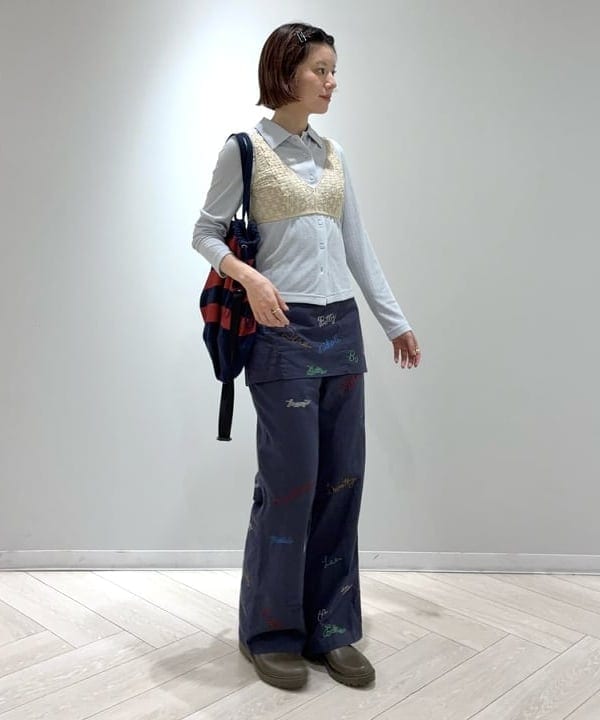 Hazukiさんの「BEAMS WOMEN｜【別注】FRED PERRY / ロングスリーブ ボタン ポロシャツ」を使ったコーディネート