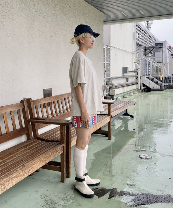 MATSUMOTO AMIさんの「BEAMS WOMEN｜【別注】Columbia / キャンバス キャップ」を使ったコーディネート
