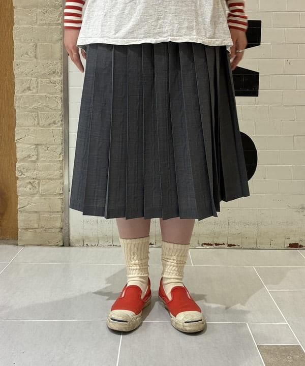 キラリさんの「BEAMS WOMEN｜ミックス プリーツ スカート」を使ったコーディネート