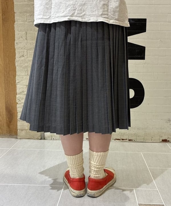 キラリさんの「BEAMS WOMEN｜ミックス プリーツ スカート」を使ったコーディネート