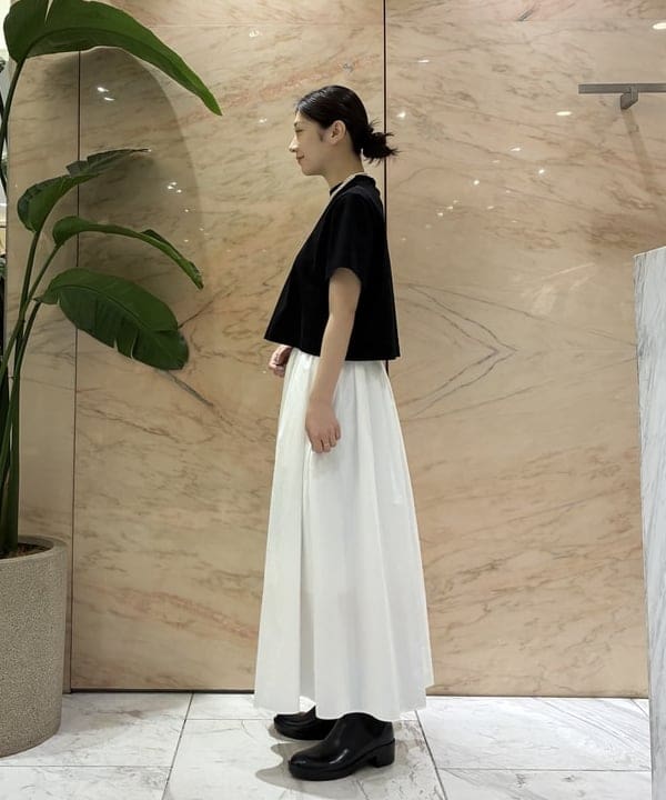 坂本 涼花さんの「BEAMS WOMEN｜モックネック ショート Tシャツ」を使ったコーディネート