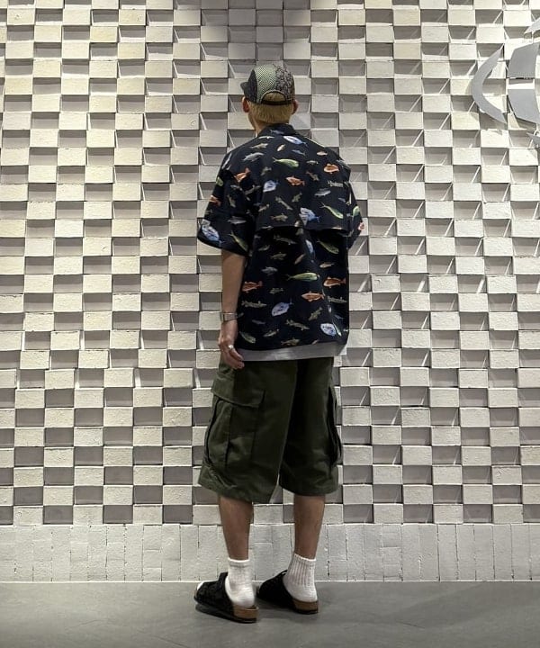 山本 泰紀さんの「BEAMS WOMEN｜【別注】Columbia / PFG 総柄シャツ」を使ったコーディネート
