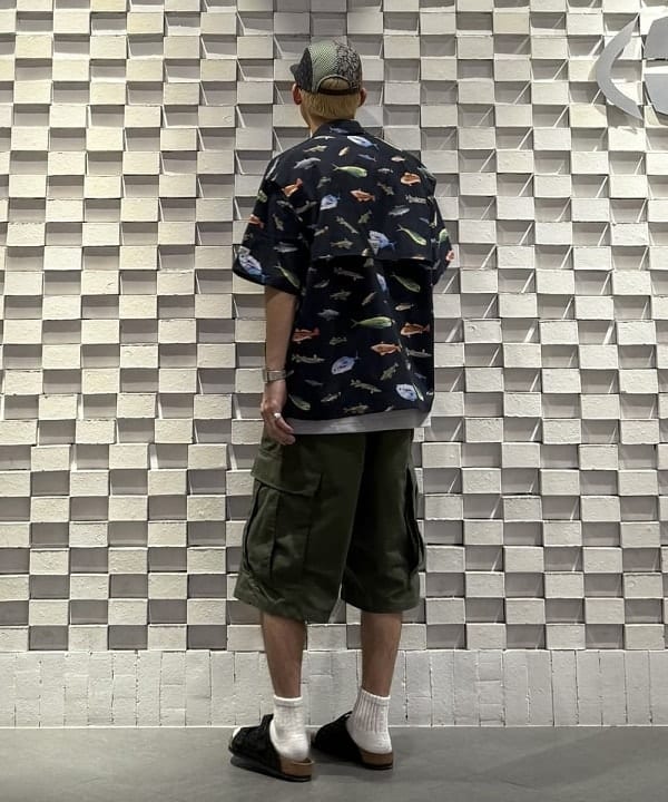 山本 泰紀さんの「BEAMS WOMEN｜【別注】Columbia / PFG 総柄シャツ」を使ったコーディネート