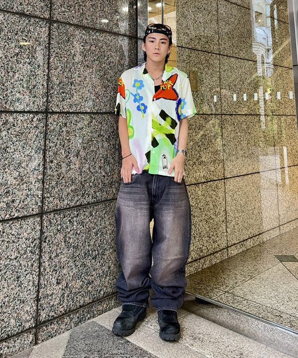 はるひむさんの「BEAMS WOMEN｜ワイドストレート デニムパンツ」を使ったコーディネート