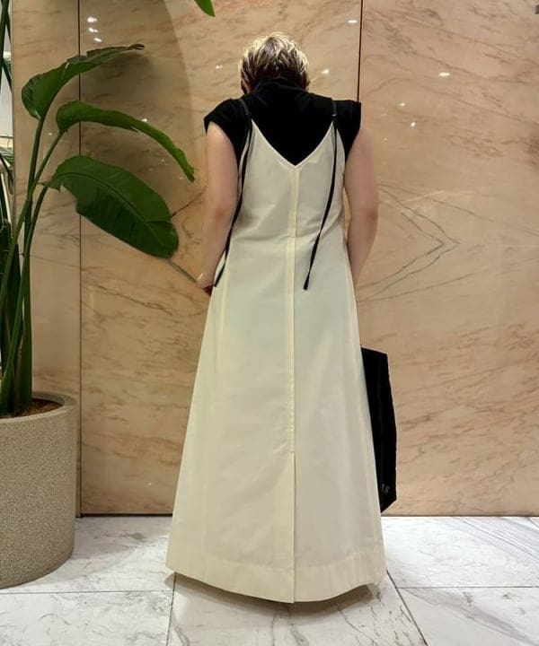 塚越 有紀さんの「BEAMS WOMEN｜【別注】NOMADIS / 101匹わんちゃん / SAC2 トートバッグ」を使ったコーディネート