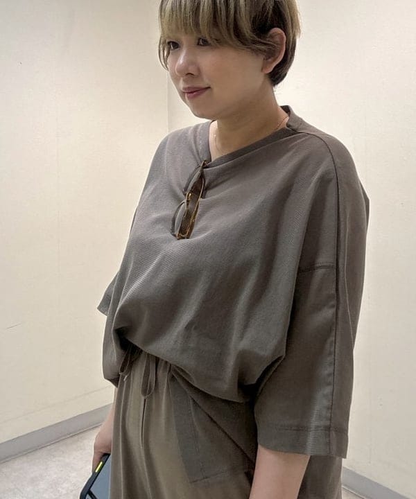 塚越 有紀さんの「BEAMS WOMEN｜A VACATION / BREAD M PAISLEY トートバッグ」を使ったコーディネート