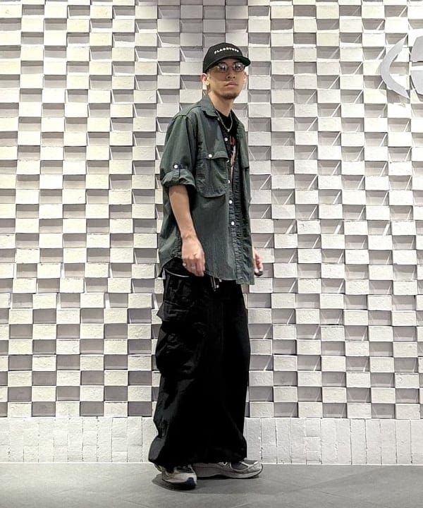 山本 泰紀さんの「BEAMS WOMEN｜METALLICA / PRINT T-shirt ②」を使ったコーディネート