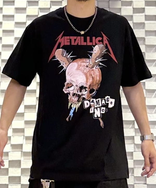 山本 泰紀さんの「BEAMS WOMEN｜METALLICA / PRINT T-shirt ②」を使ったコーディネート
