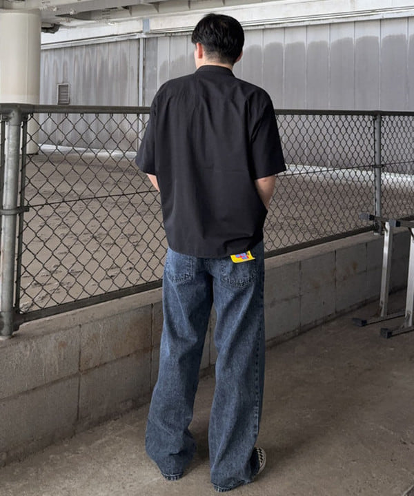 しゅうとさんの「BEAMS WOMEN｜NEO BLUE / Super Baggy Jeans」を使ったコーディネート