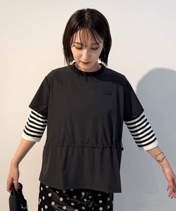 松本 佳菜子さんの「BEAMS WOMEN｜サテン ホーボ ーバッグ」を使ったコーディネート