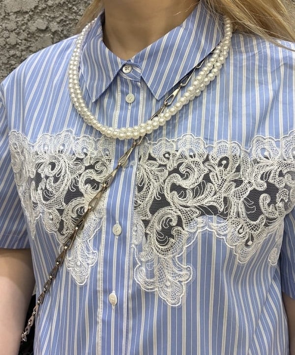 マツモト アカネさんの「BEAMS WOMEN｜カットワーク レース シャツ」を使ったコーディネート