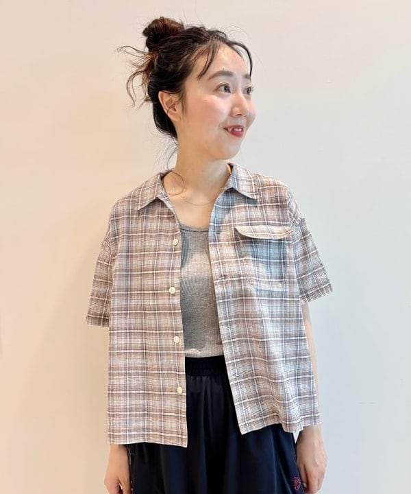おのすさんの「BEAMS WOMEN｜ボーイ チェック ショートスリーブ」を使ったコーディネート
