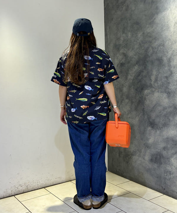 サイトウ　トモミさんの「BEAMS WOMEN｜【別注】Columbia / PFG 総柄シャツ」を使ったコーディネート