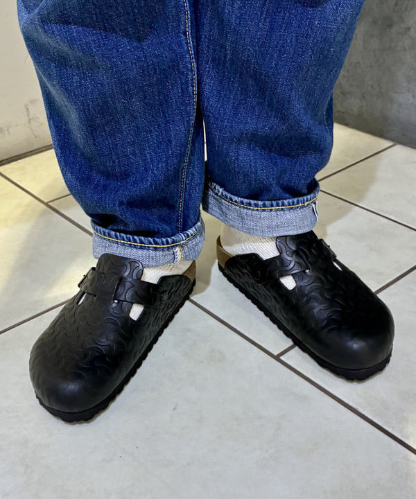サイトウ　トモミさんの「BEAMS WOMEN｜【別注】Columbia / PFG 総柄シャツ」を使ったコーディネート